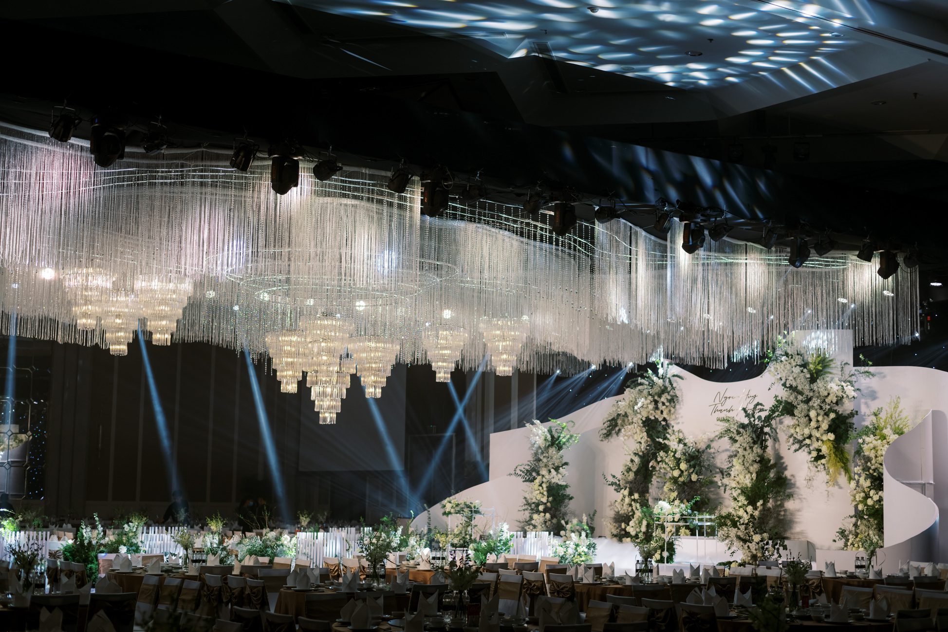 Tiệc cưới tại Melia Hanoi Hotel