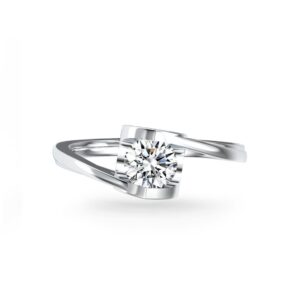 Nhẫn Cầu Hôn 18K Kim Cương Heidi