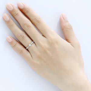 Nhẫn cầu hôn kim cương The White Tulip