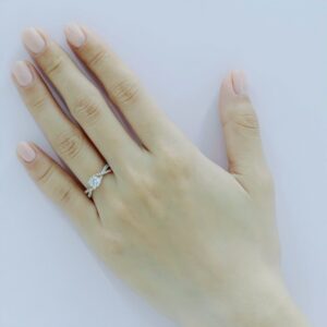 Nhẫn Cầu Hôn 18K Kim Cương Elin