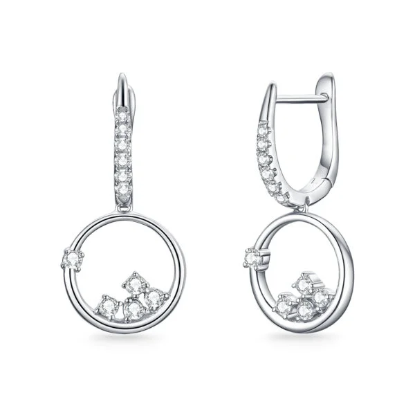 Bông tai vàng 18k đơn giản với thiết kế tinh tế, thanh lịch 1