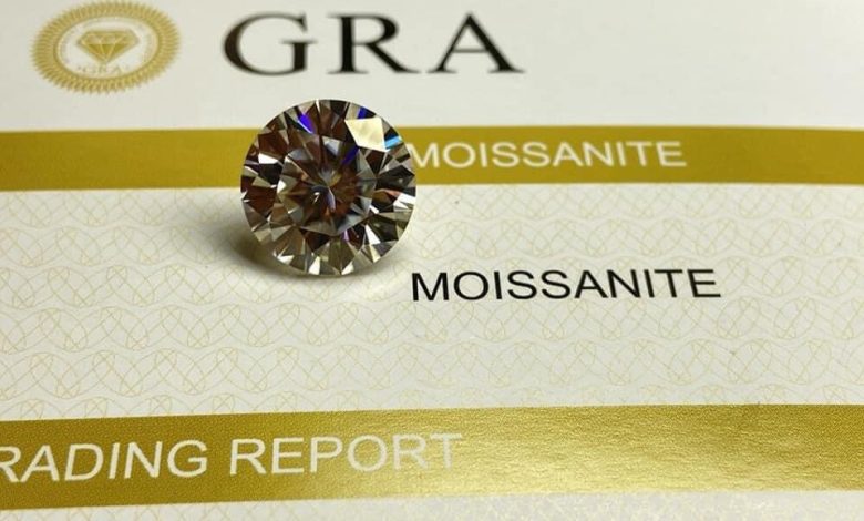 Tìm hiểu về giấy chứng nhận kim cương gra moissanite