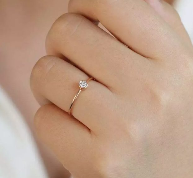 Nhẫn kim cương 1 hột - Biểu tượng của tình yêu bất diệt