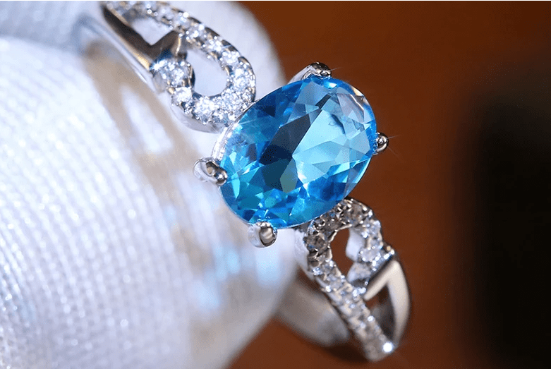 Nhẫn nữ đá oval sự kết hợp hoàn hảo giữa thanh lịch và sang trọng 5