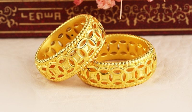 Đeo nhẫn kim tiền ngón nào
