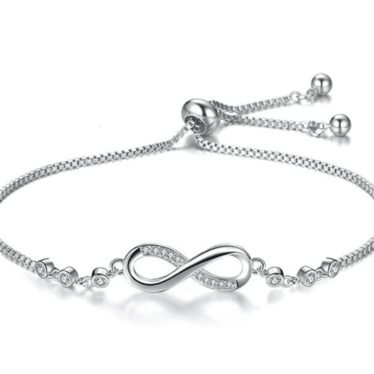 Xu hướng vòng charm vàng trắng 2024: đơn giản nhưng đẳng cấp