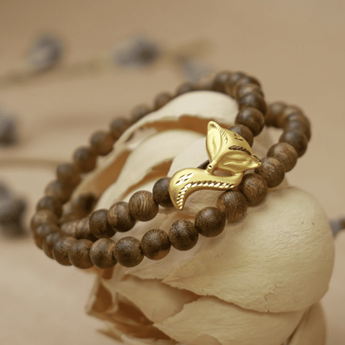 Sức mạnh phong thủy của charm hồ ly vàng trong cuộc sống