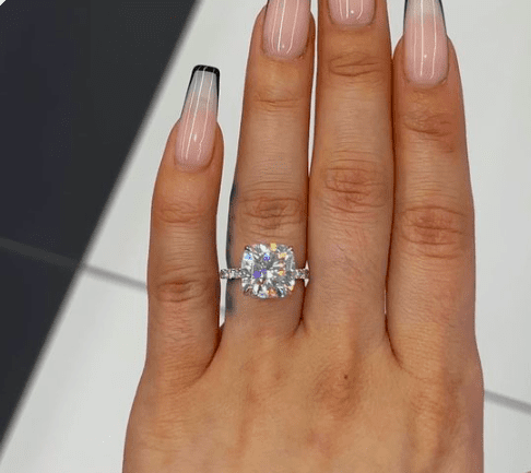Nhẫn kim cương 5 carat trong xu hướng trang sức hiện đại