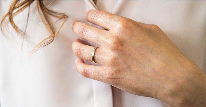 Lý do khiến nhẫn bạch kim trơn được yêu thích