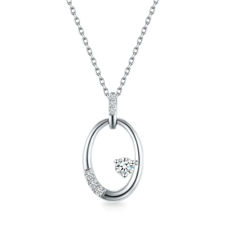 Vòng charm bạch kim: sự sang trọng vượt thời gian và phụ kiện cá nhân hóa đẳng cấp