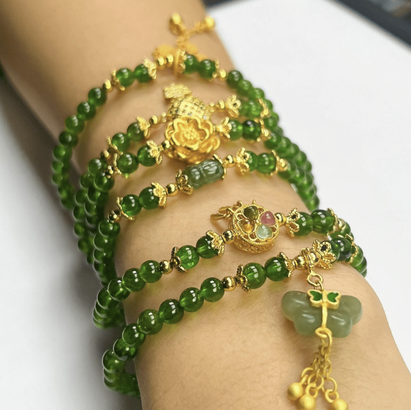 Vòng charm theo mệnh: phong thủy tích cực cho cuộc sống hạnh phúc