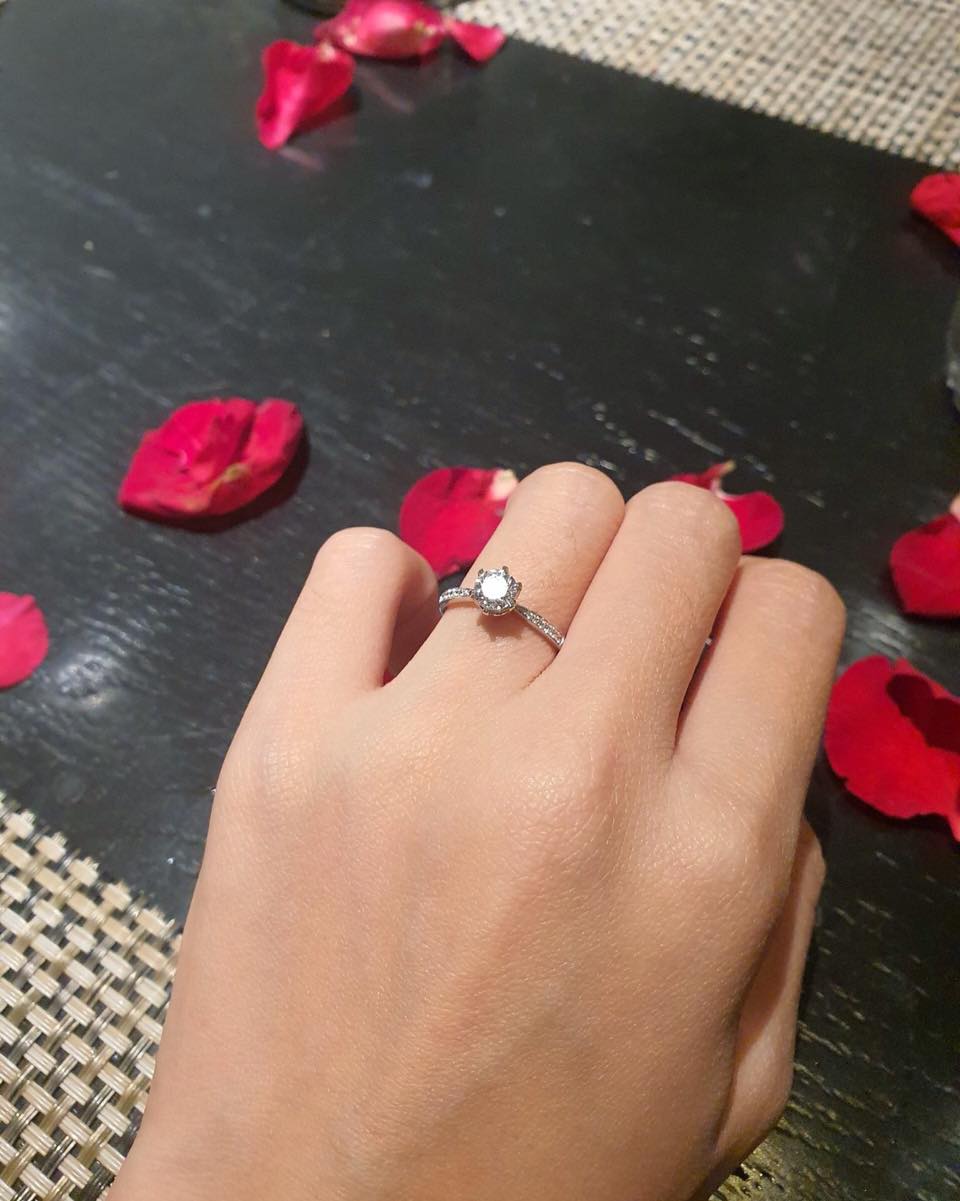 Nguyên nhân khiến nhẫn kim cương bị xin màu và mất đi vẻ sáng bóng