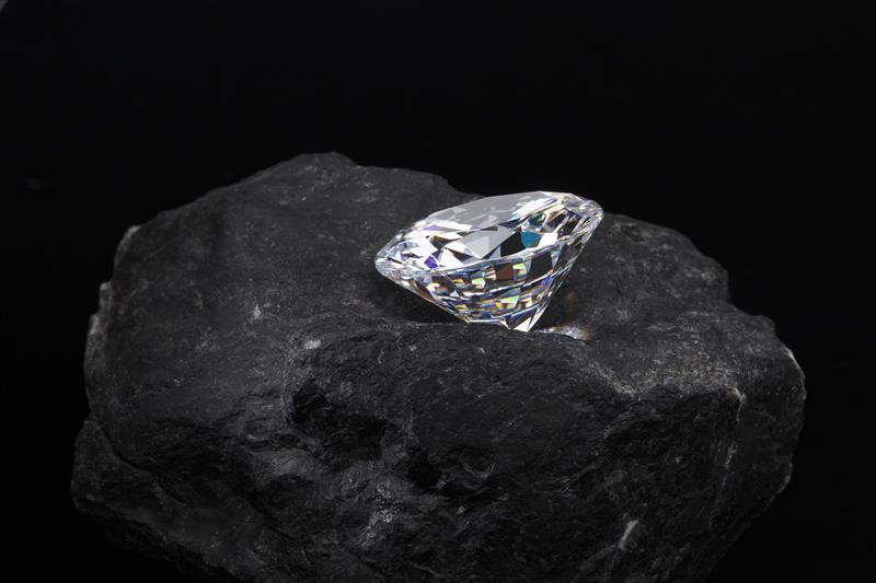 Tác động của biến động giá kim cương