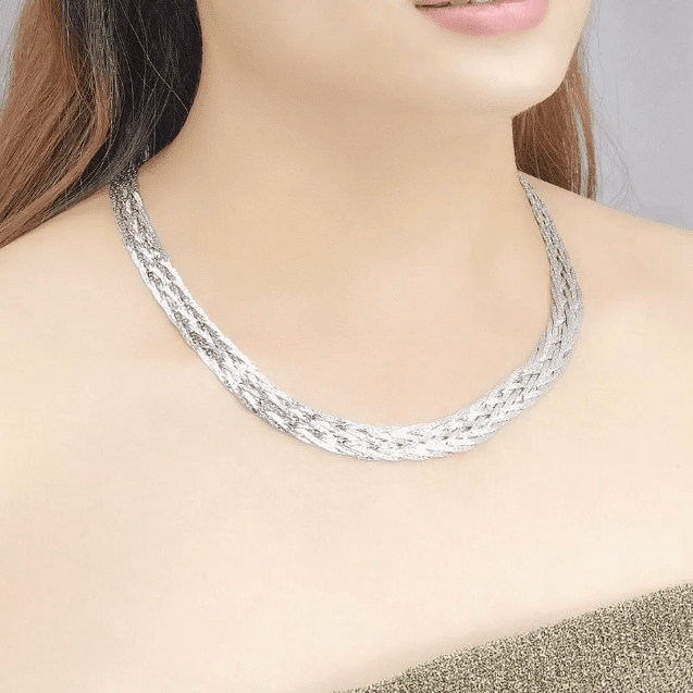 Kiềng bạch kim lựa chọn cao cấp cho phong cách thanh lịch