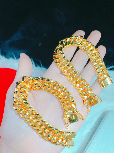 Lắc nam vàng 18k 5 chỉ tôn vinh vẻ đẹp và phong cách mạnh mẽ