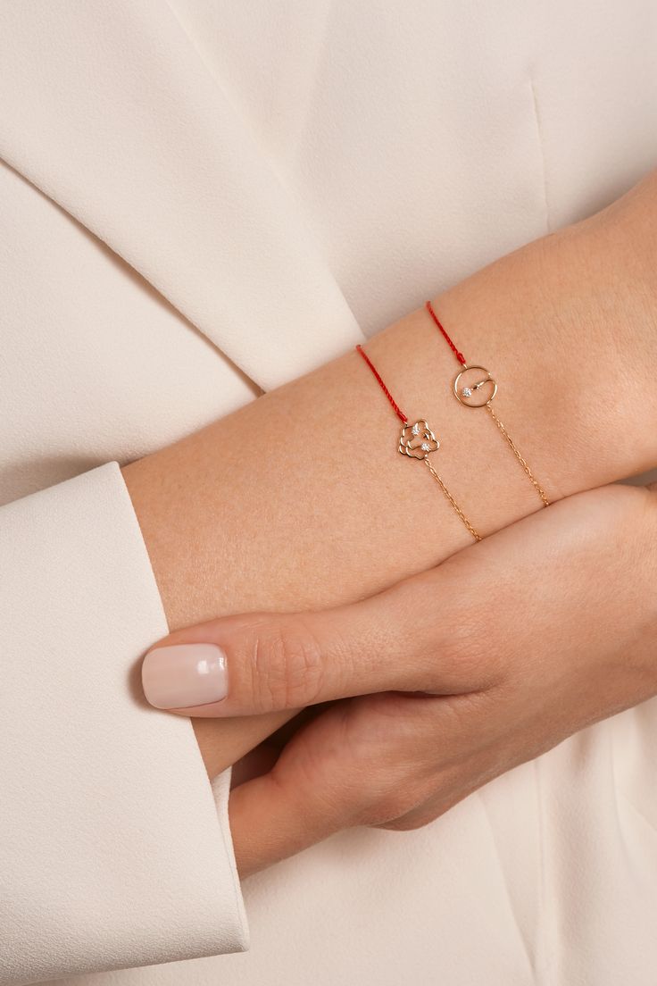 Muốn mua lắc tay vàng 18k dưới 5 triệu? Đọc ngay bài này trước khi quyết định!