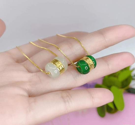 Mặt dây chuyền lu thống mang lại may mắn và bình an cho người sở hữu
