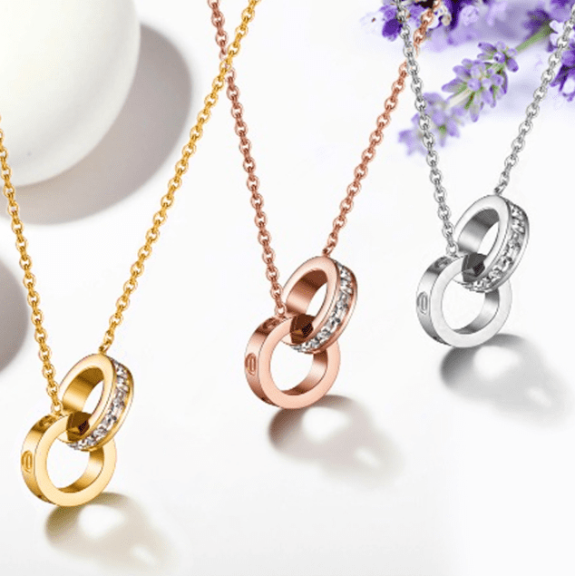 Mặt dây chuyền nhẫn phong cách độc đáo và phong thủy