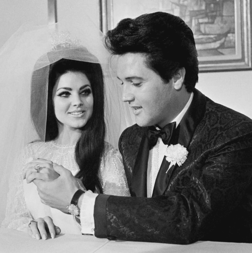 Mẫu nhẫn đính hôn của Priscilla Presley