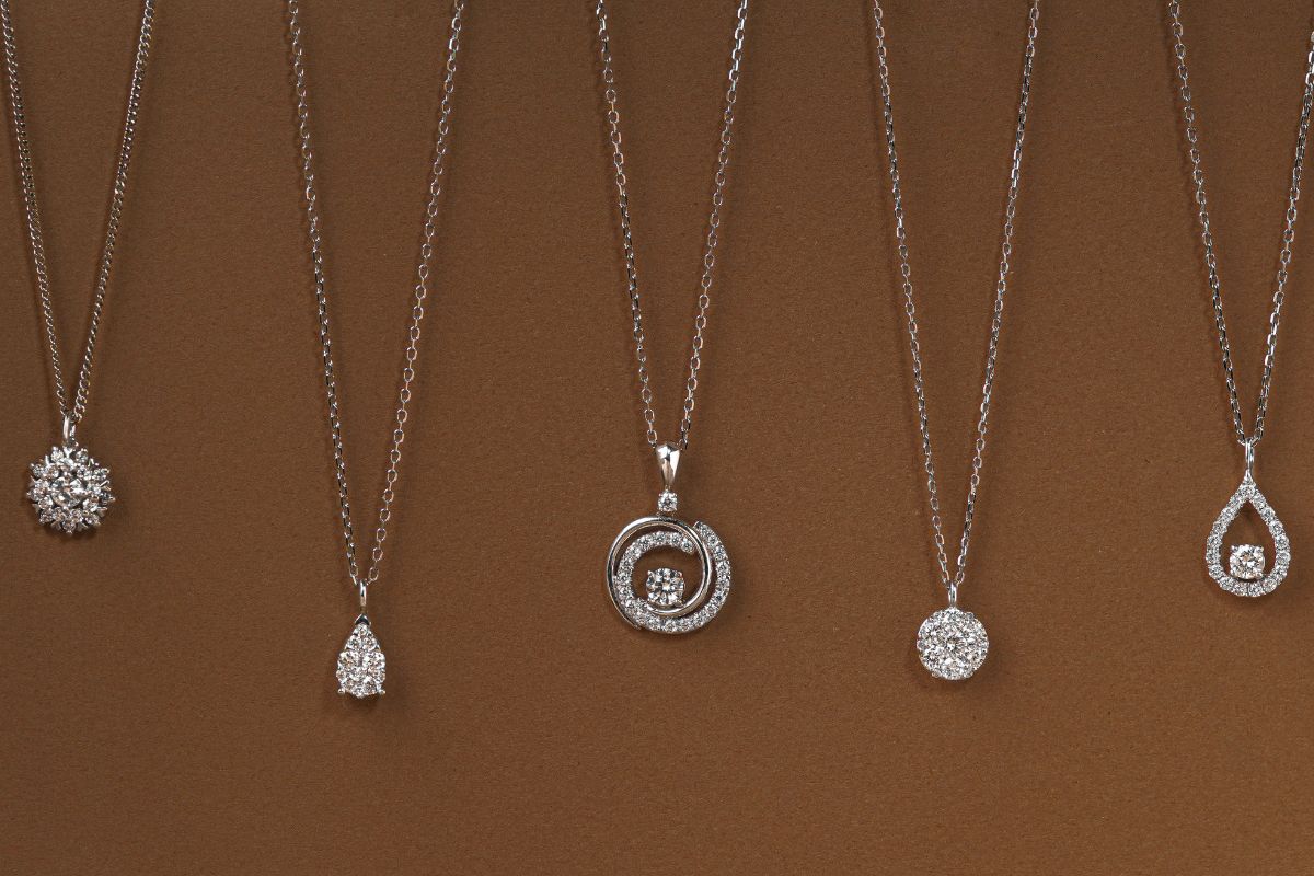 5 cách nhận biết vàng trắng đơn giản tại nhà