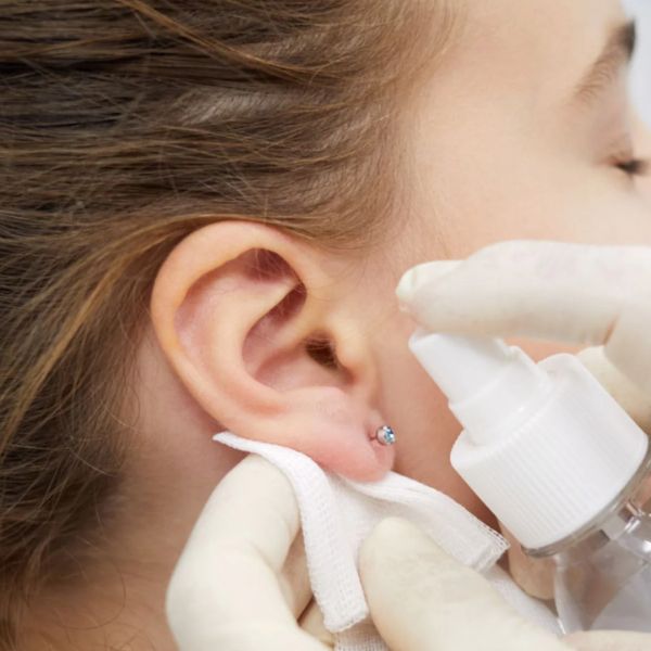 Bấm lỗ tai bao lâu thì lành?