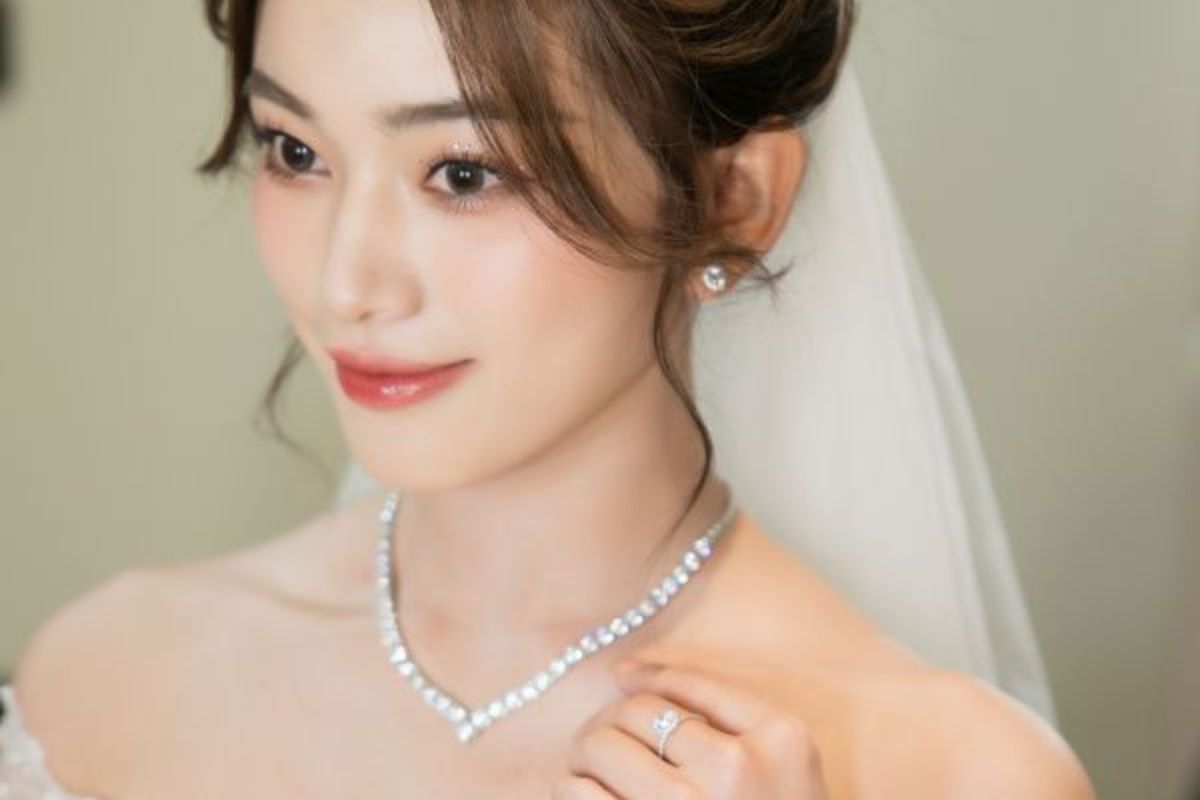 Bộ trang sức cưới vàng trắng