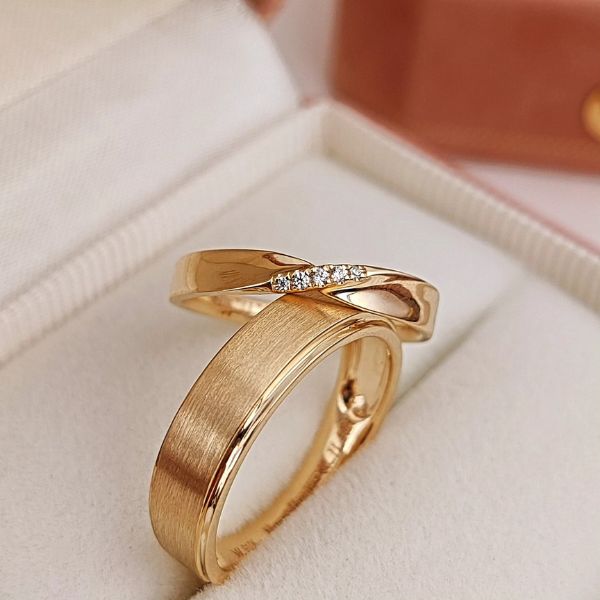 Kinh nghiệm vàng khi mua nhẫn cưới online cho các cặp đôi