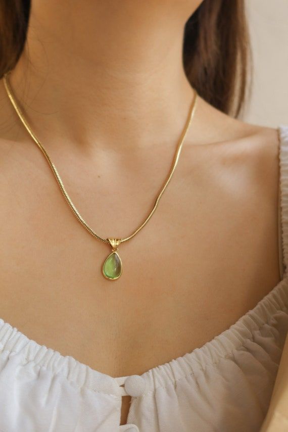 Top phụ kiện vòng cổ nữ được yêu thích nhất
