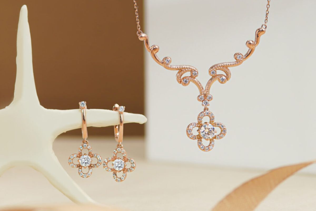 Hột xoàn và kim cương là một hay khác nhau?