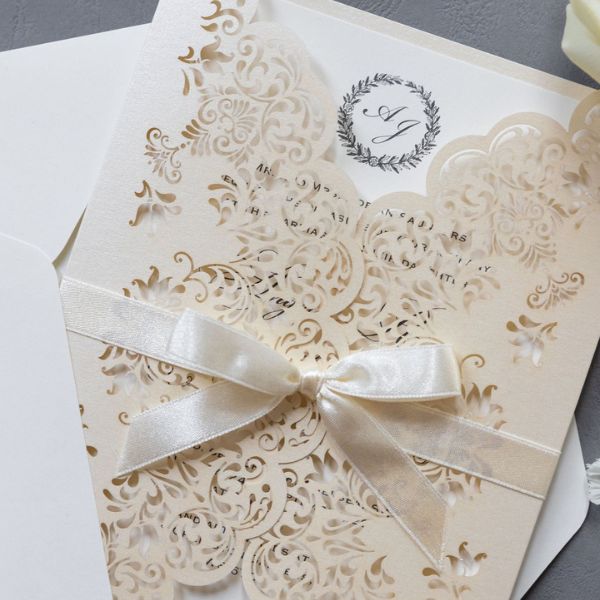 Mẫu thiệp cưới cắt Laser