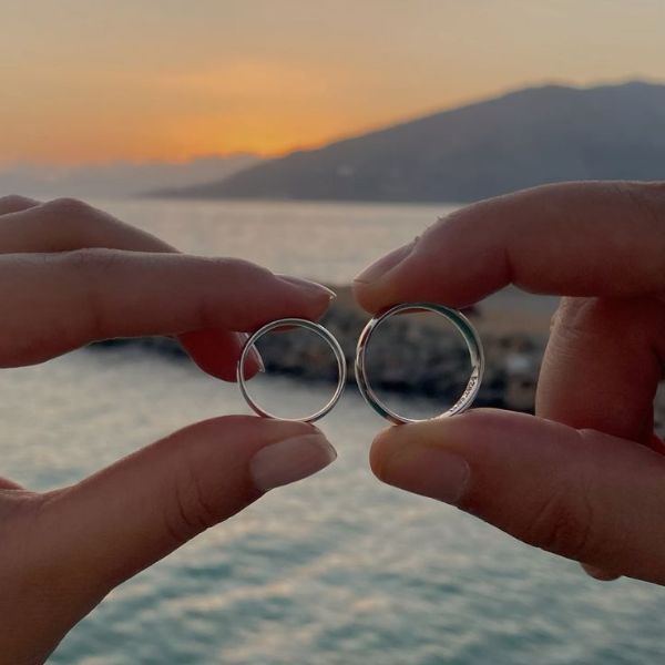 Vì sao nhiều cặp đôi phân vân giữa nhẫn cưới 14K và 18K?