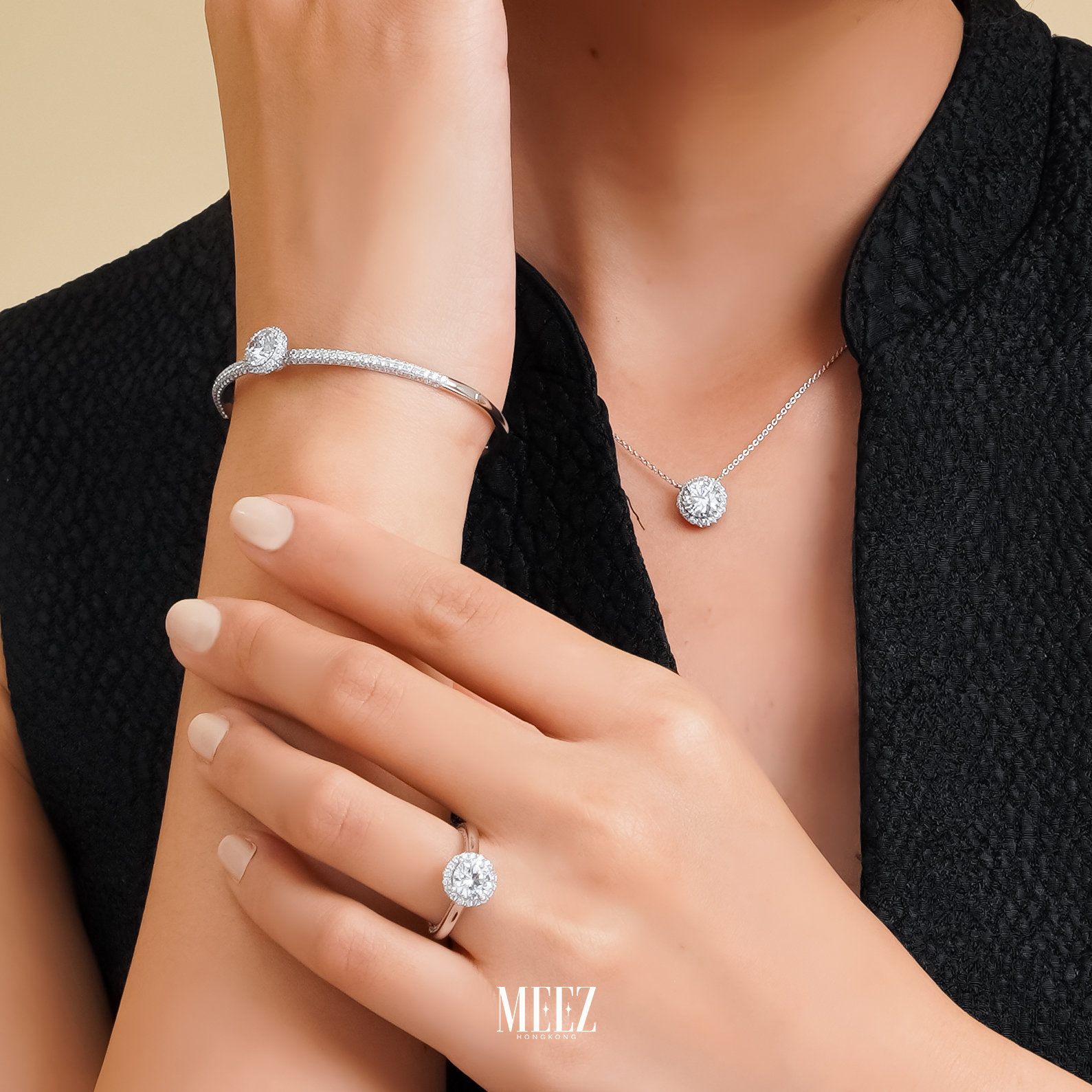 Tại sao nên chọn bộ trang sức kim cương?