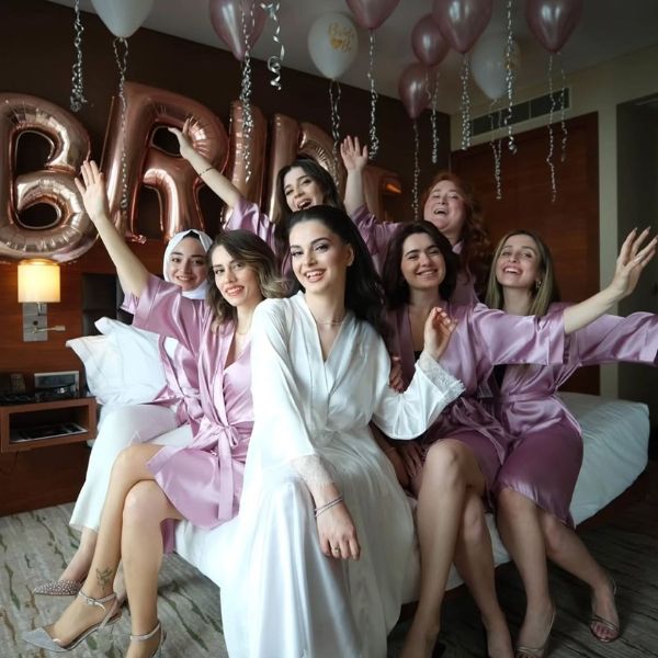 Nguồn gốc và ý nghĩa của tiệc độc thân