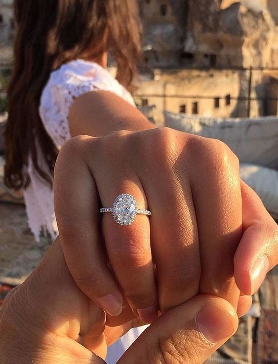 Hướng dẫn 6 bước cầu hôn bằng nhẫn khiến nàng không thể từ chối