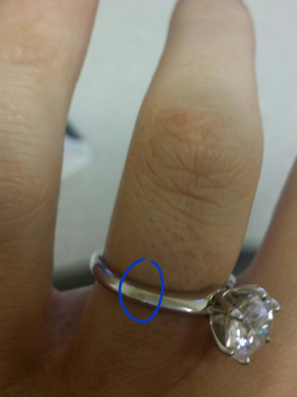 Vàng trắng bị xỉn màu