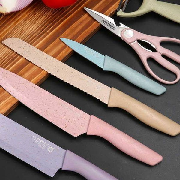 Yêu nhau kiêng tặng gì?