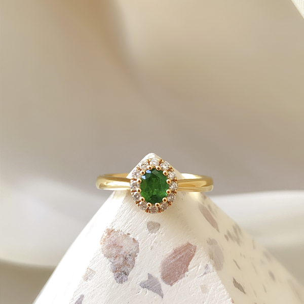 Emerald - Ngọc Lục Bảo