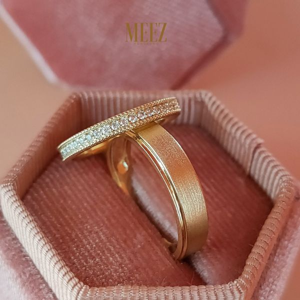 Những yếu tố quyết định giá nhẫn cưới vàng 10K