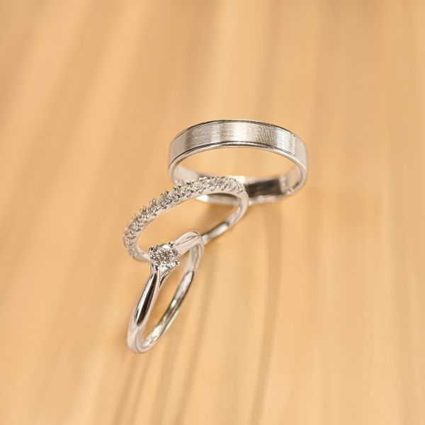 Vì sao giá nhẫn cưới vàng 10K tăng mạnh năm 2026?