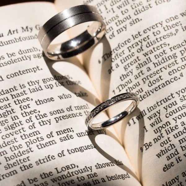 Một số lưu ý quan trọng khi mua nhẫn cưới