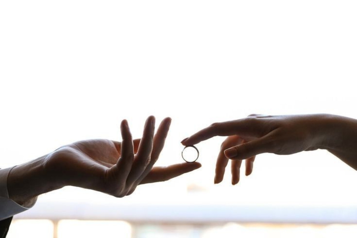 nhẫn cầu hôn dưới 2 triệu