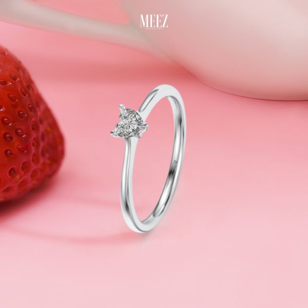 Mẫu nhẫn cầu hôn kim cương