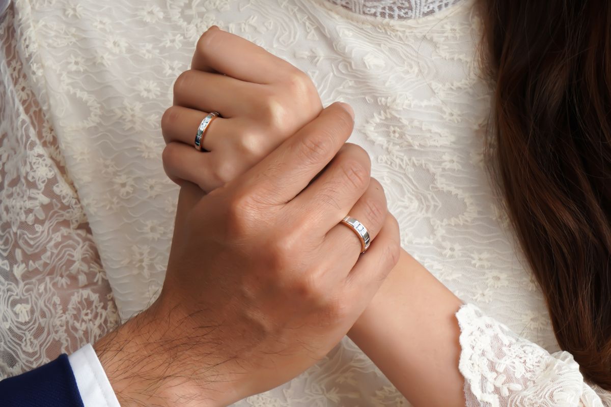 nhẫn cưới 2 màu