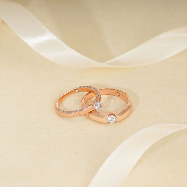 Nhẫn cưới kim cương nhân tạo