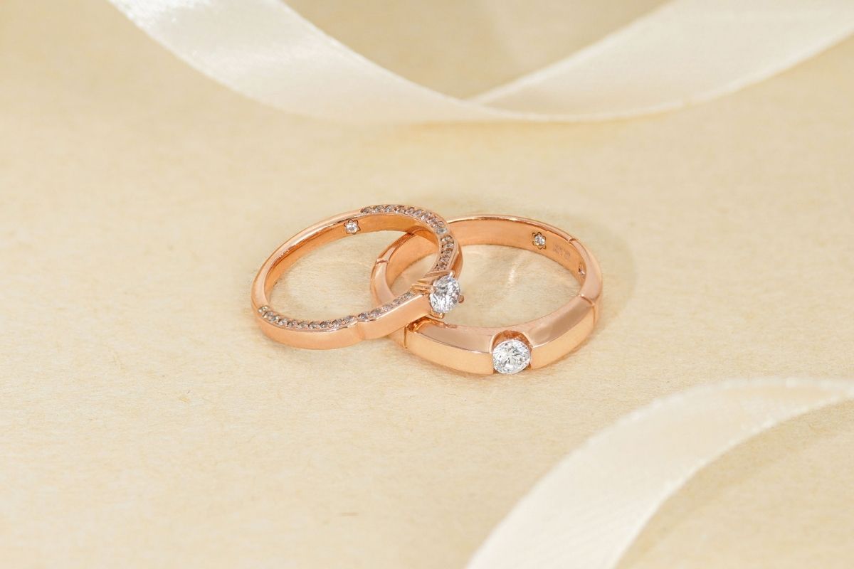 Nhẫn cưới kim cương nhân tạo giá bao nhiêu?