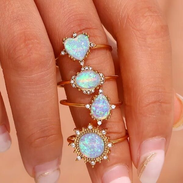 Đá Opal