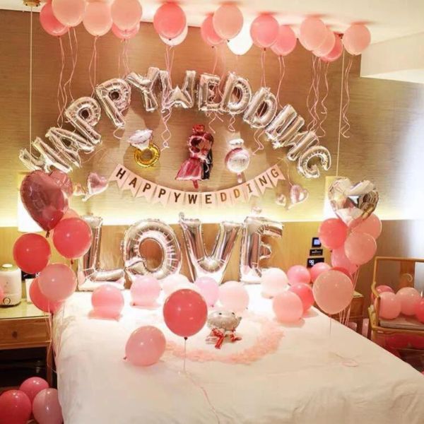 Trang trí phòng cưới sử dụng bóng bay lãng mạn