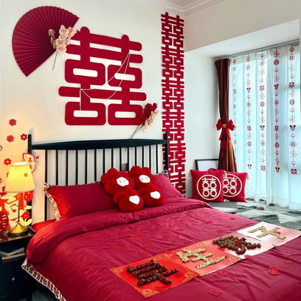 Trang trí bằng phụ kiện cá nhân