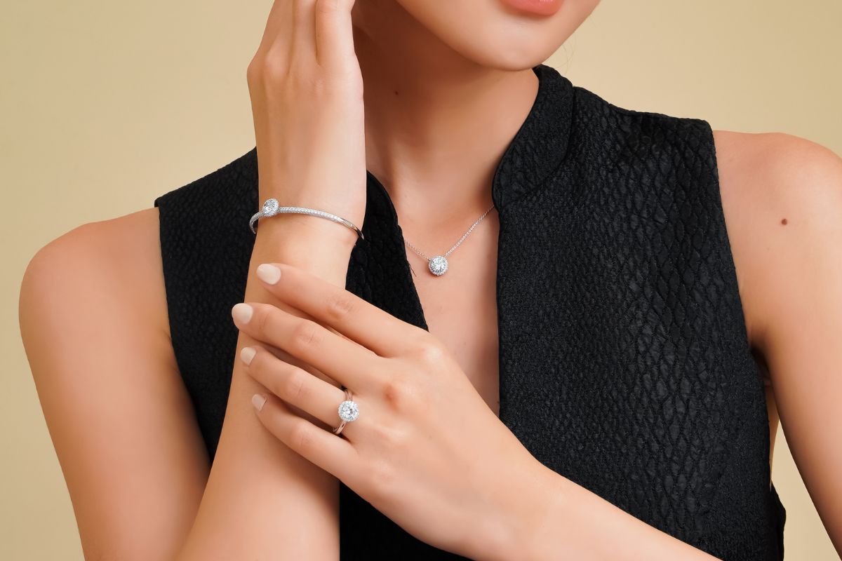 Đeo vàng có tác dụng gì đối với sức khỏe?