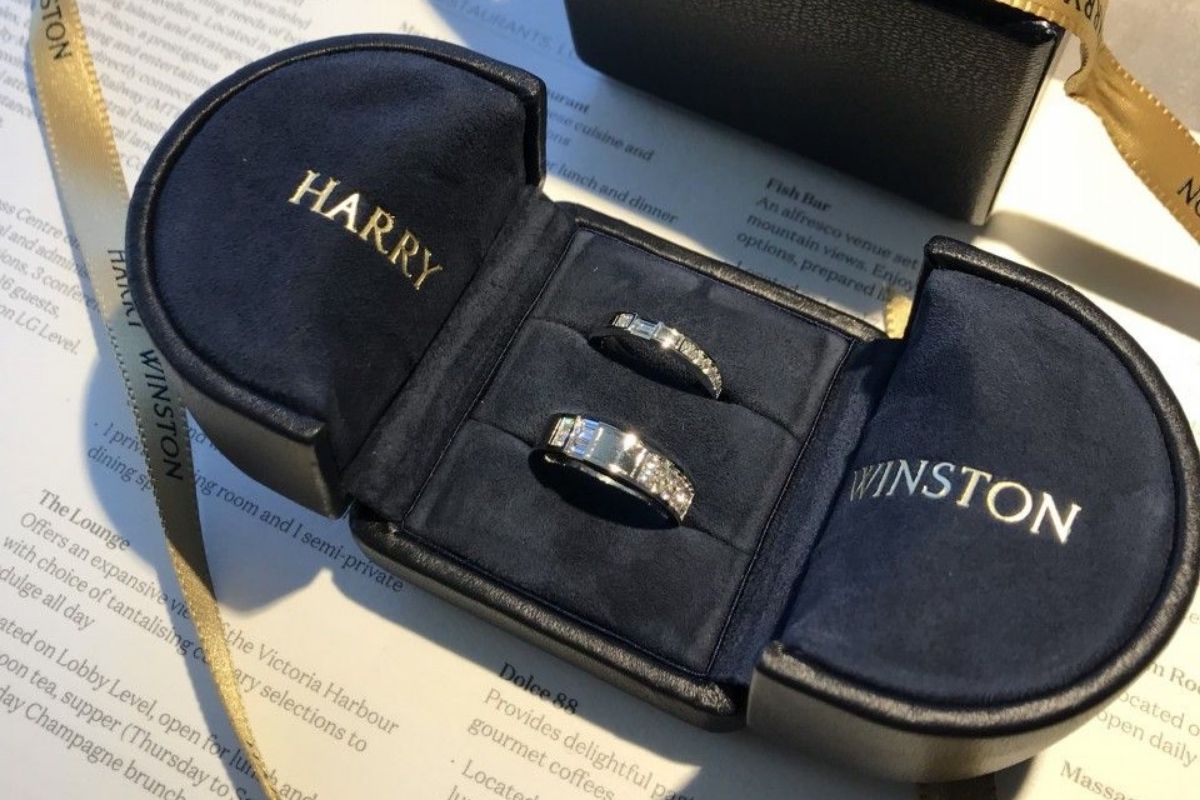 Nên mua nhẫn cưới của hãng nào đẹp?